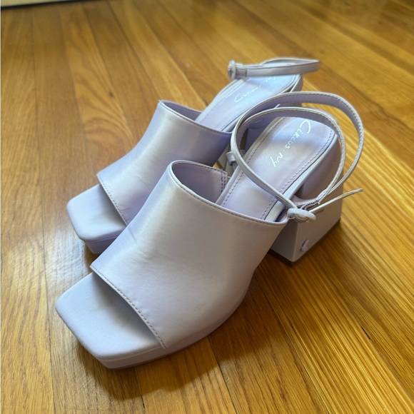 Lavender Platform Heels by Circus NY - Picture 1 of 4